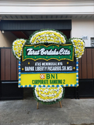 Papan Bunga Duka di Tinggar